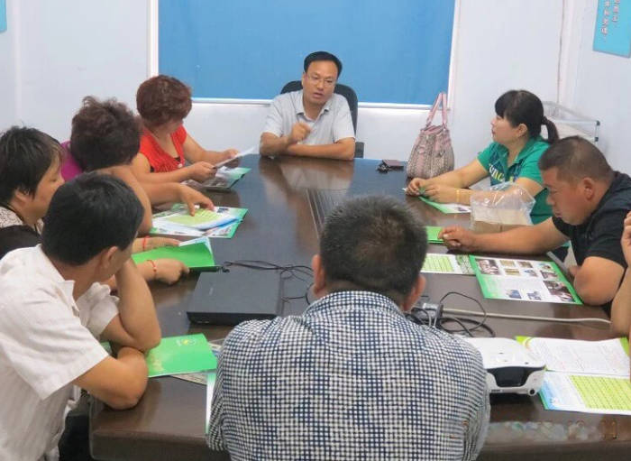 Baisheng Feed ajunge la cooperare strategică cu întreprinderile de reproducere pentru a ajuta la dezvoltarea