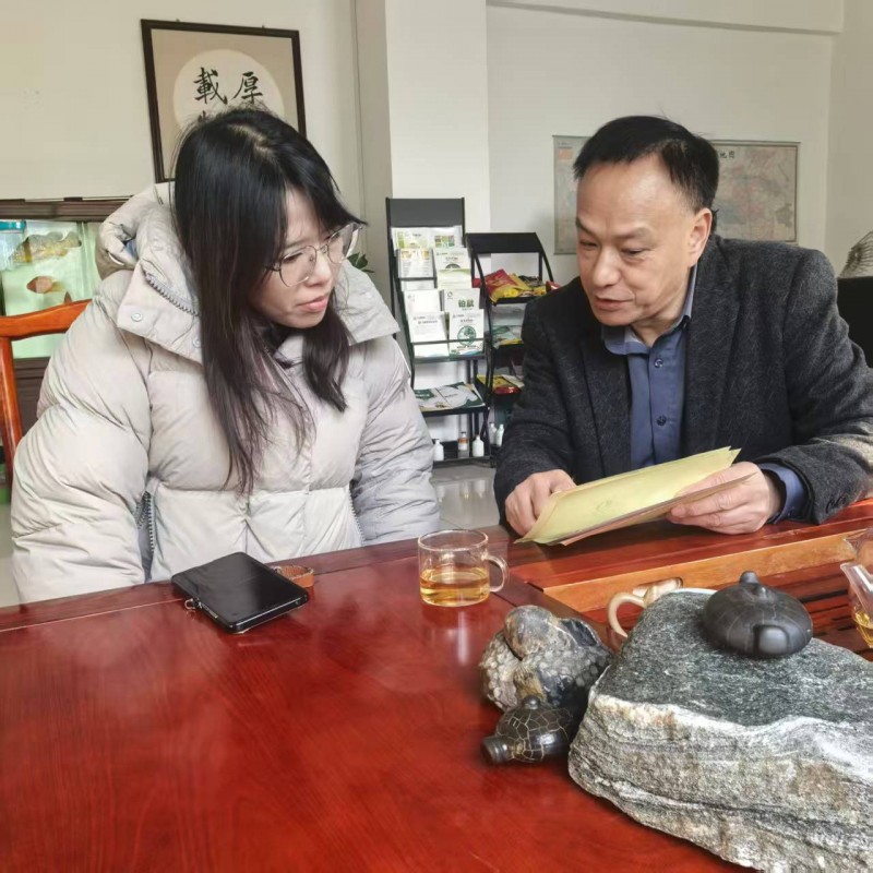 Domnul Cao din Zhejiang a vizitat Fabrica de hrana pentru animale Baosheng pentru o excursie de inspecție